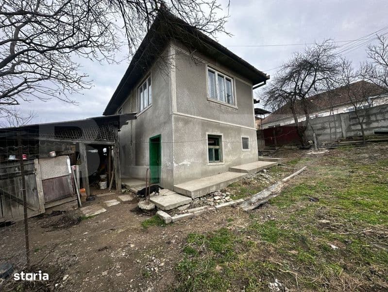 Casa renovabila 120 mp utili | Teren 552 mp | Tiur
