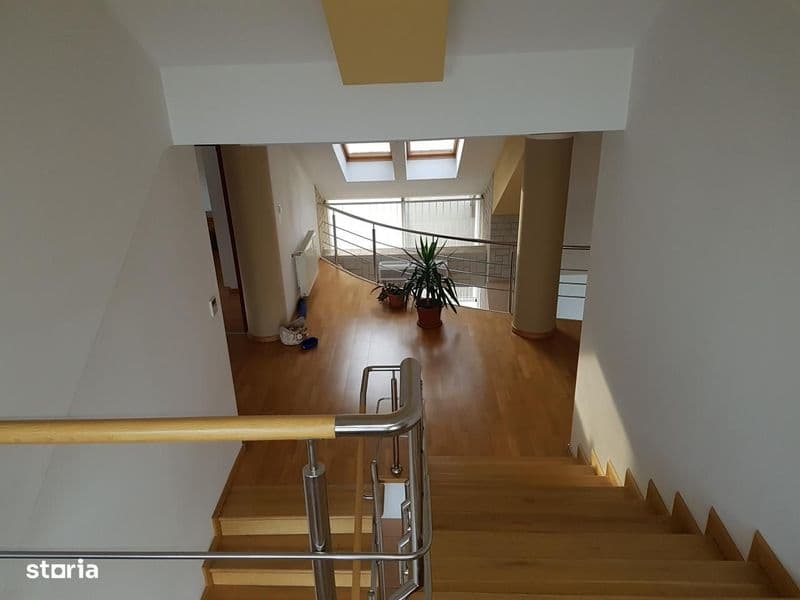 Casa Ultracentral 423mp Teren 1700mp Piscina