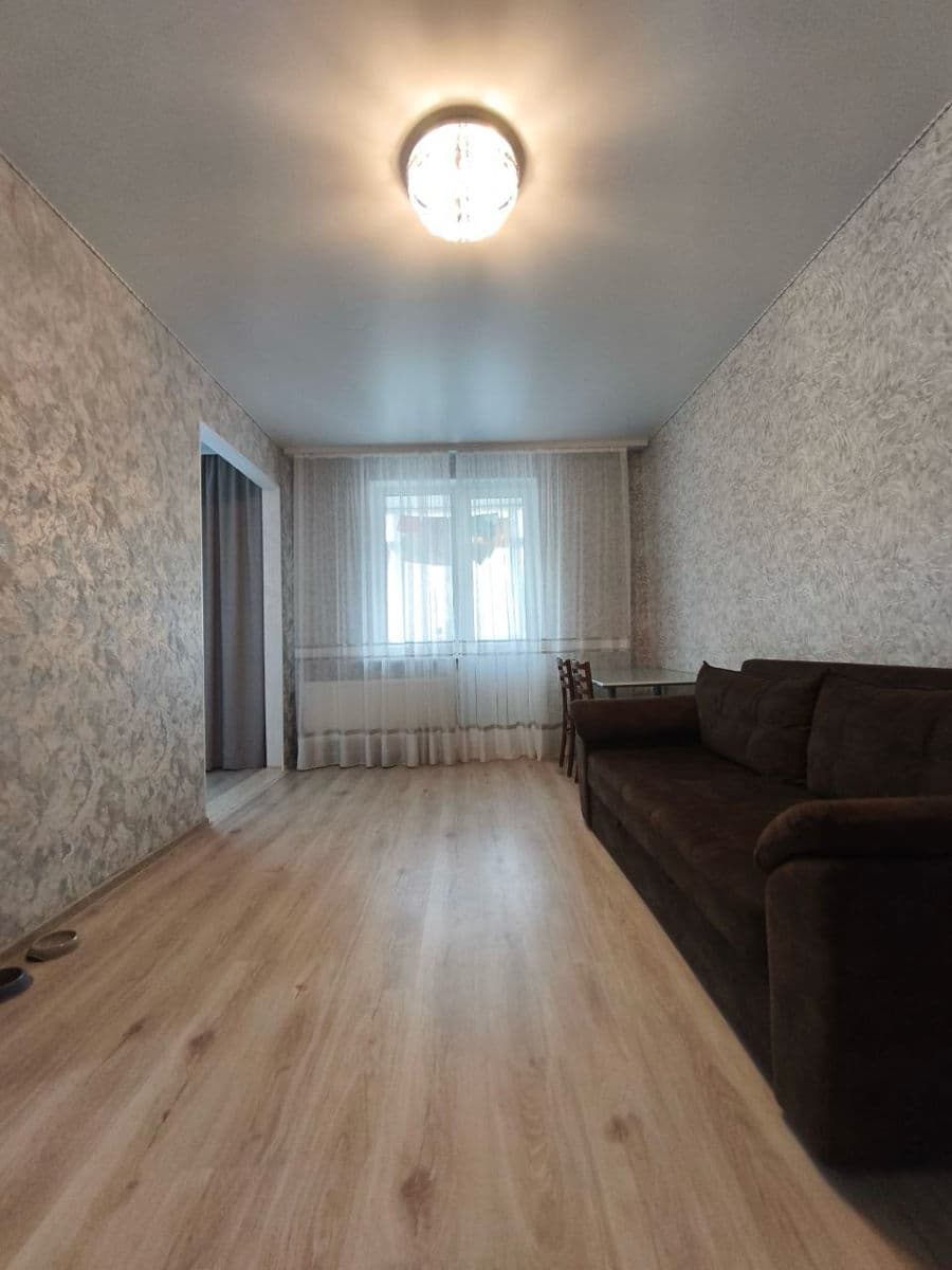 Apartament cu 3 camere, 58 m², 5 etaj