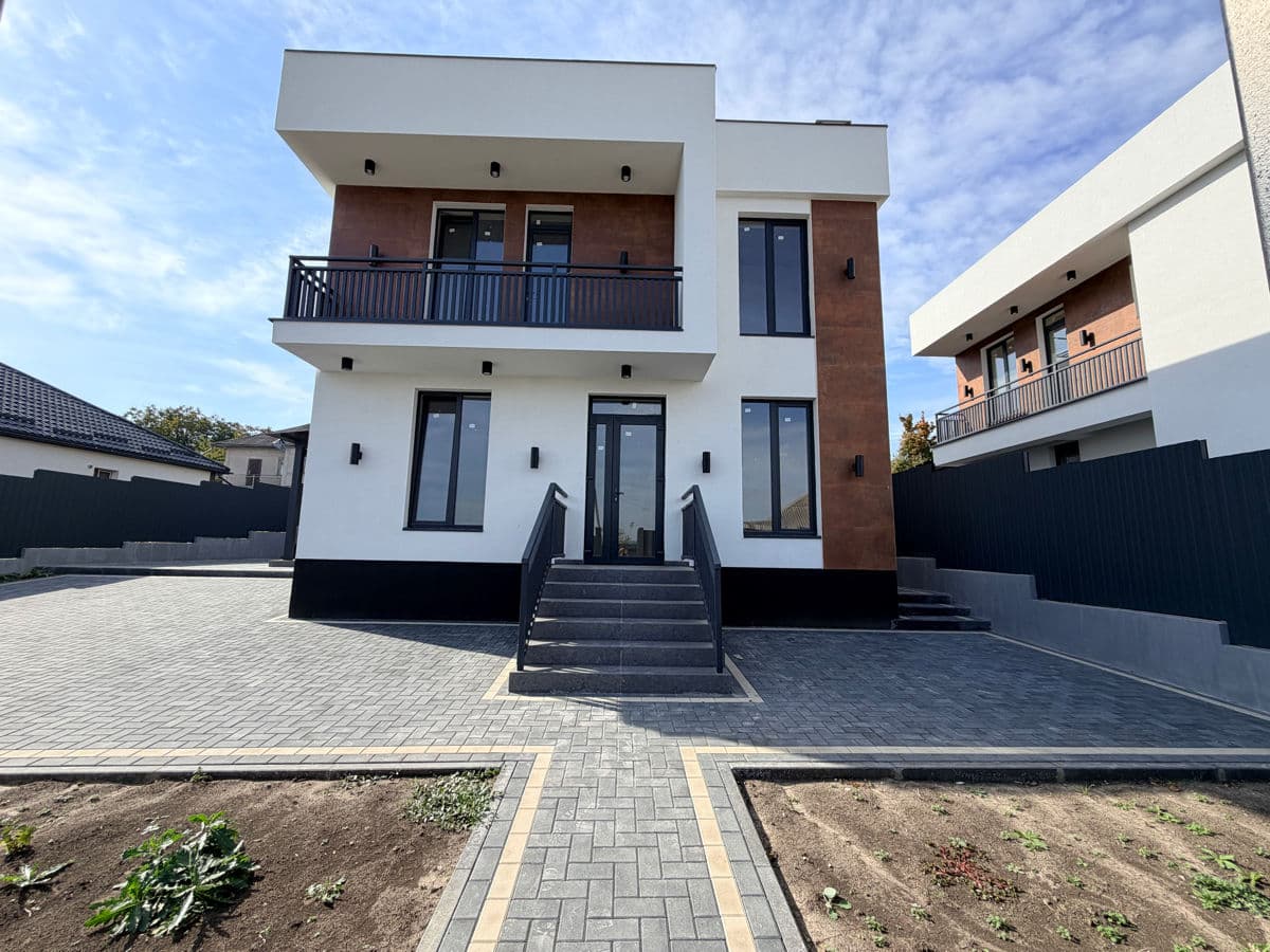 Casă 130 m² pe teren 5 ari