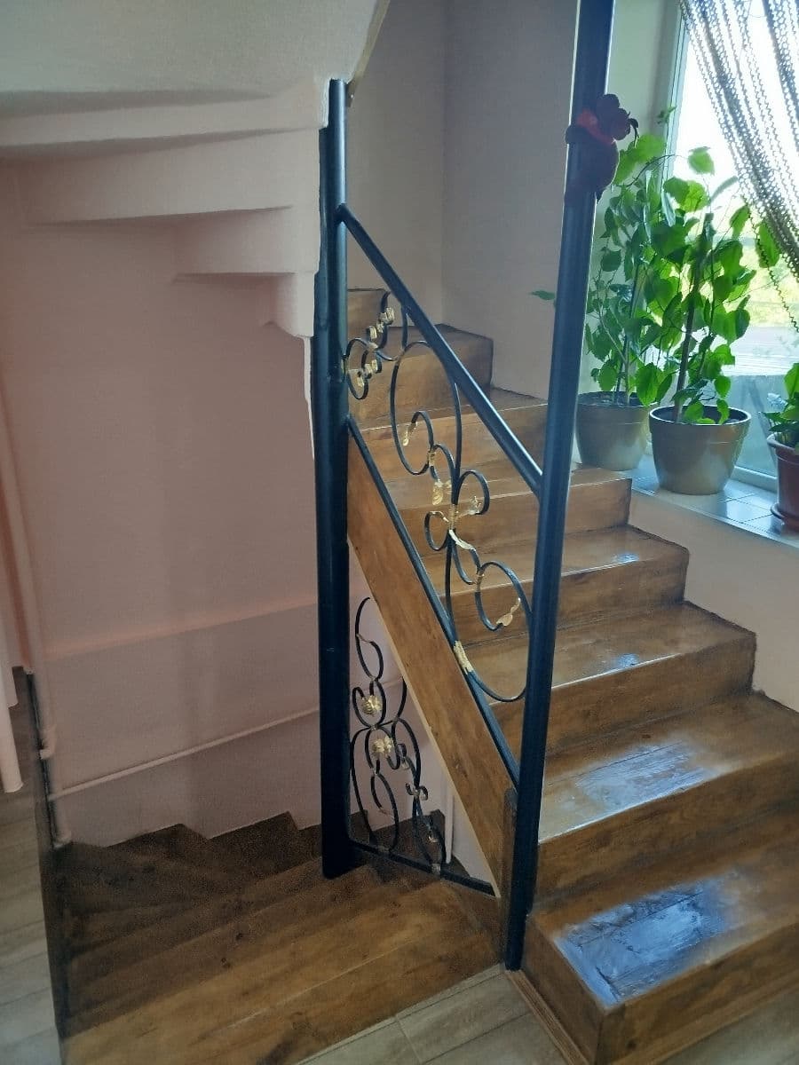 Casă 270 m²