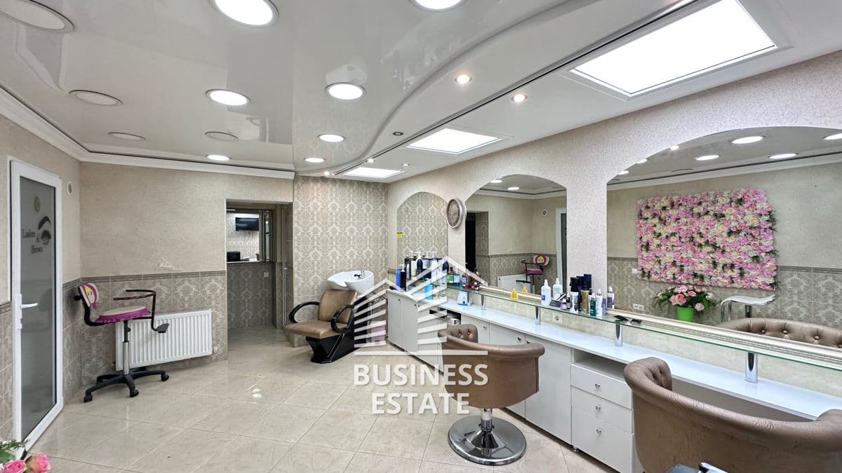 105 m², salon de frumusețe