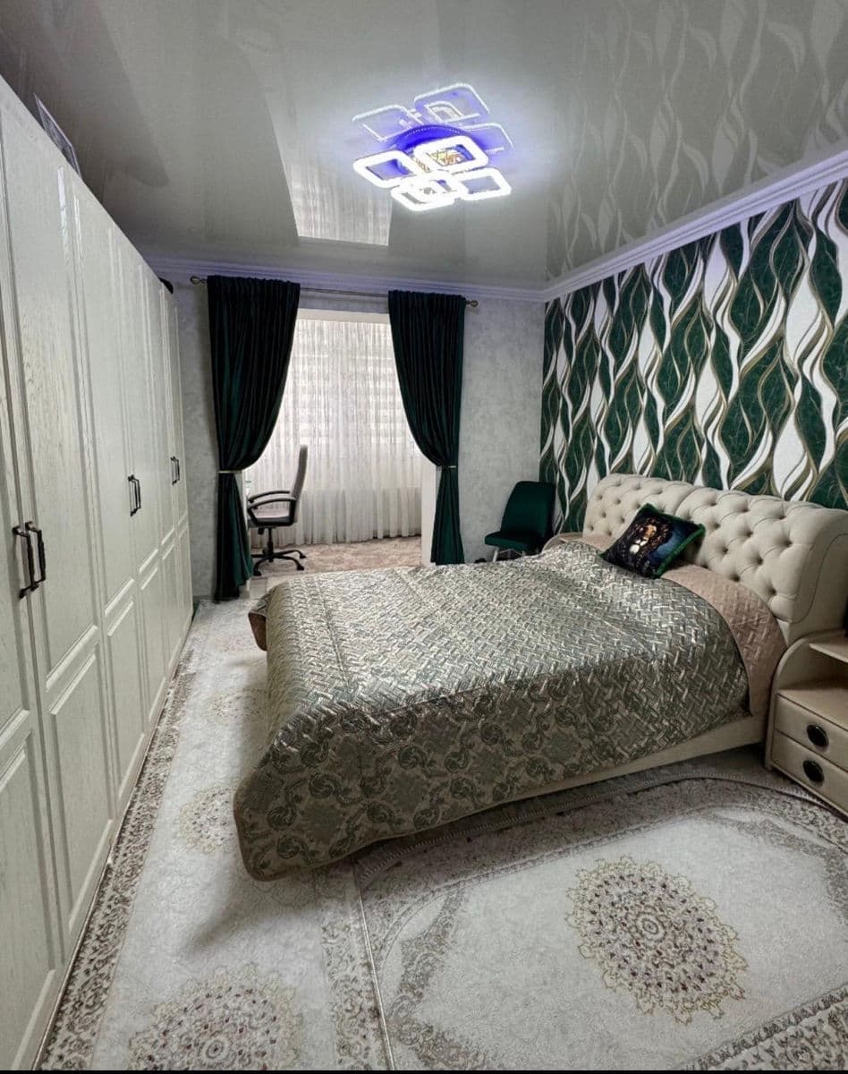 Apartament cu 3 camere, 75 m², 1 etaj