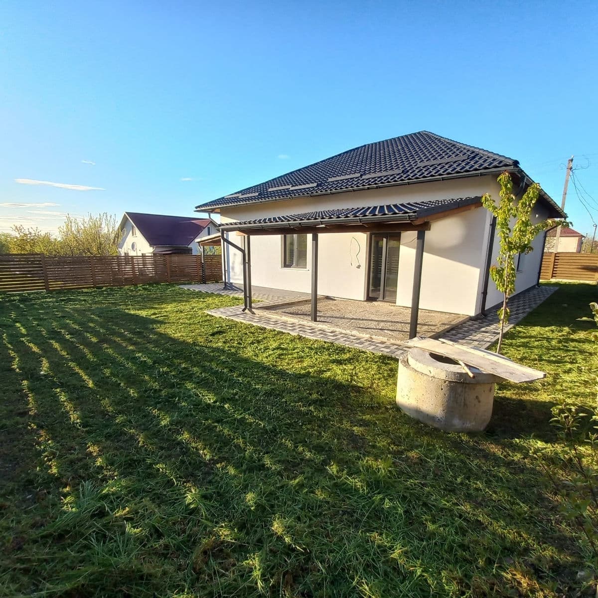 Casă 100 m² pe teren 5 ari