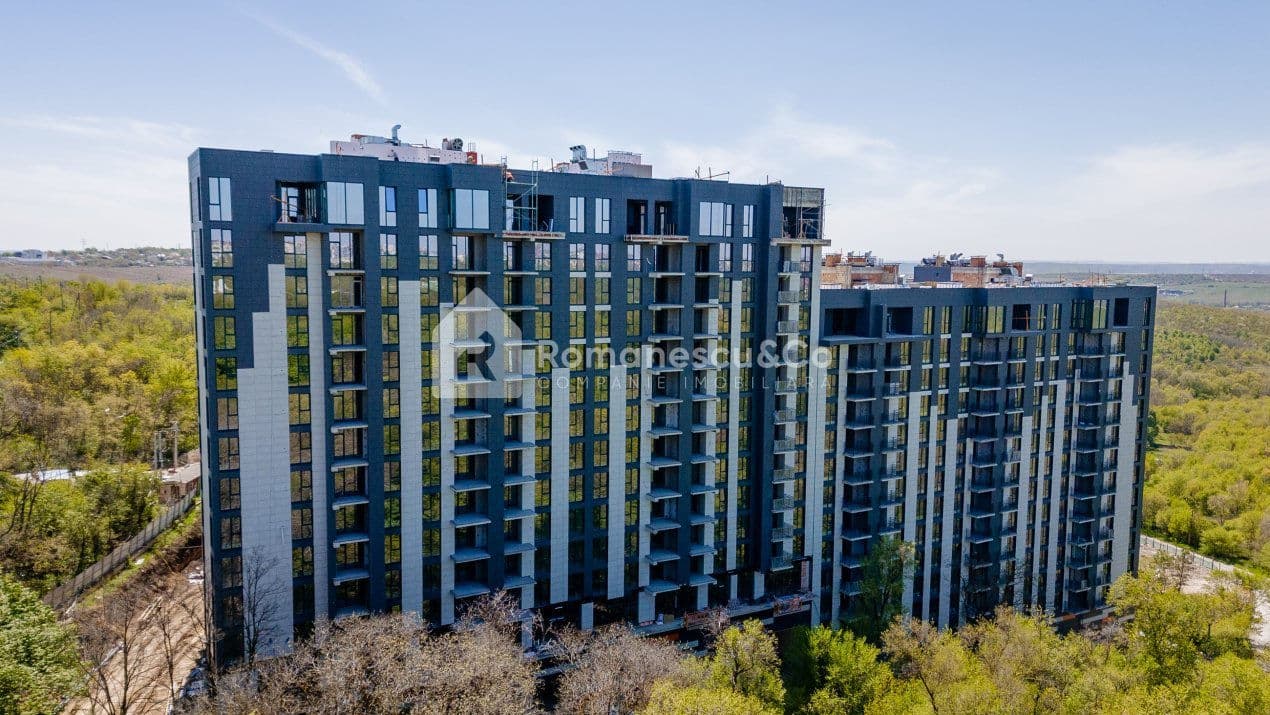 Apartament cu 2 camere, 92 m², 3 etaj