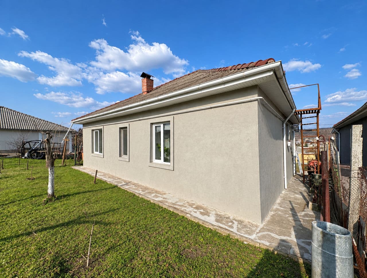 Casă 110 m² pe teren 10 ari