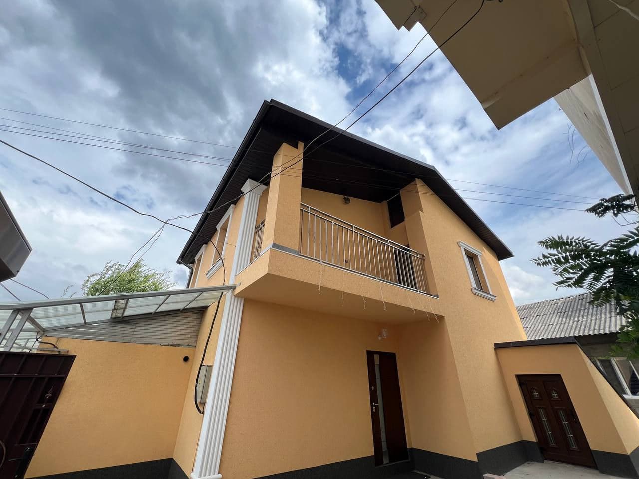 Casă 227 m²