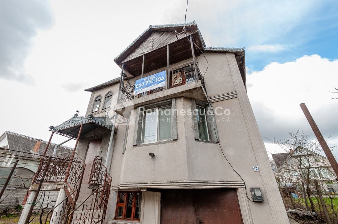 Casă 240 m²