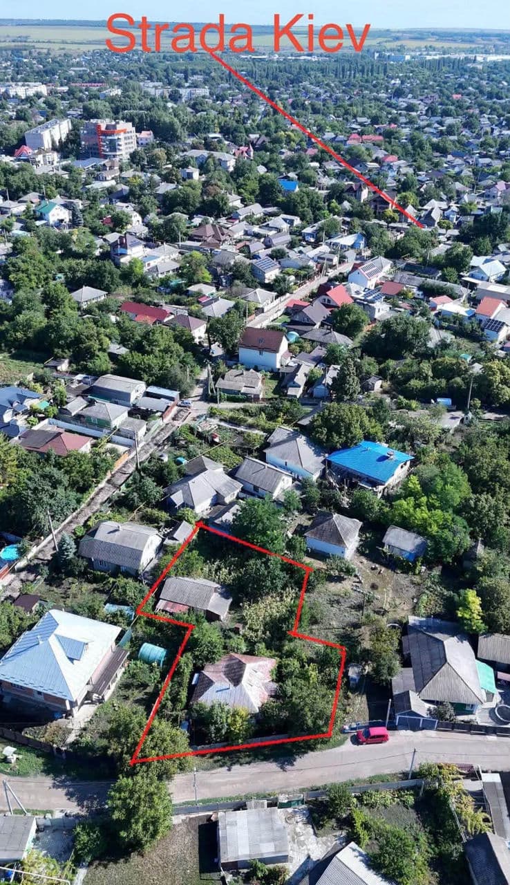 Casă 80 m² pe teren 8 ari