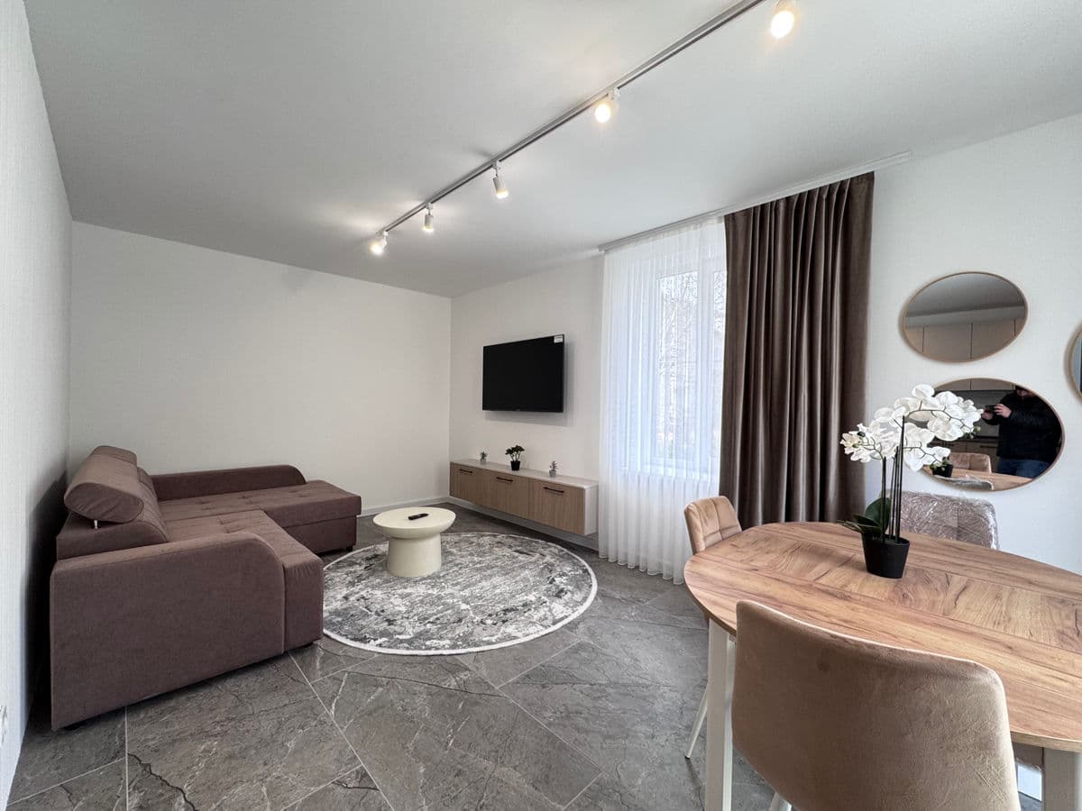 Casă 100 m² pe teren 3 ari