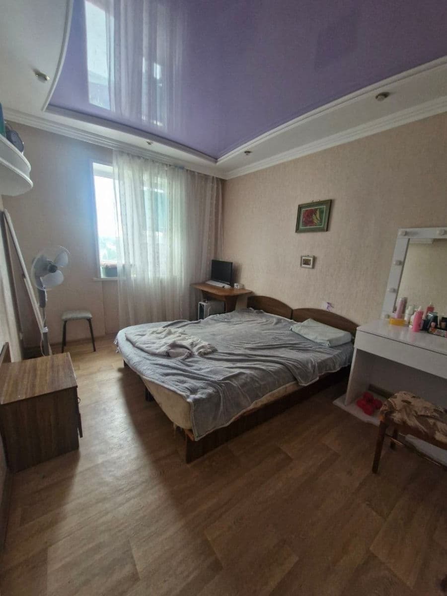 Apartament cu 3 camere, 70 m², 9 etaj