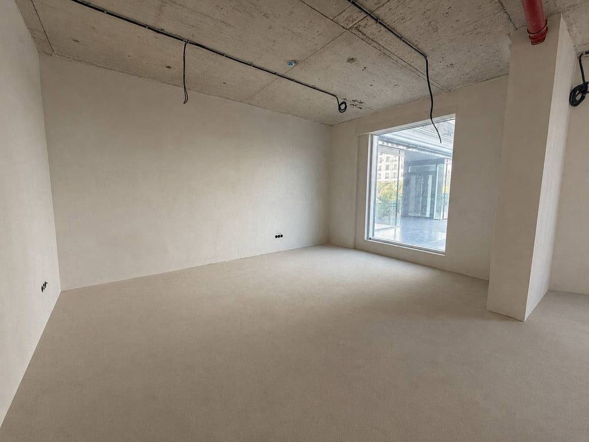 105 m², Spațiu comercial