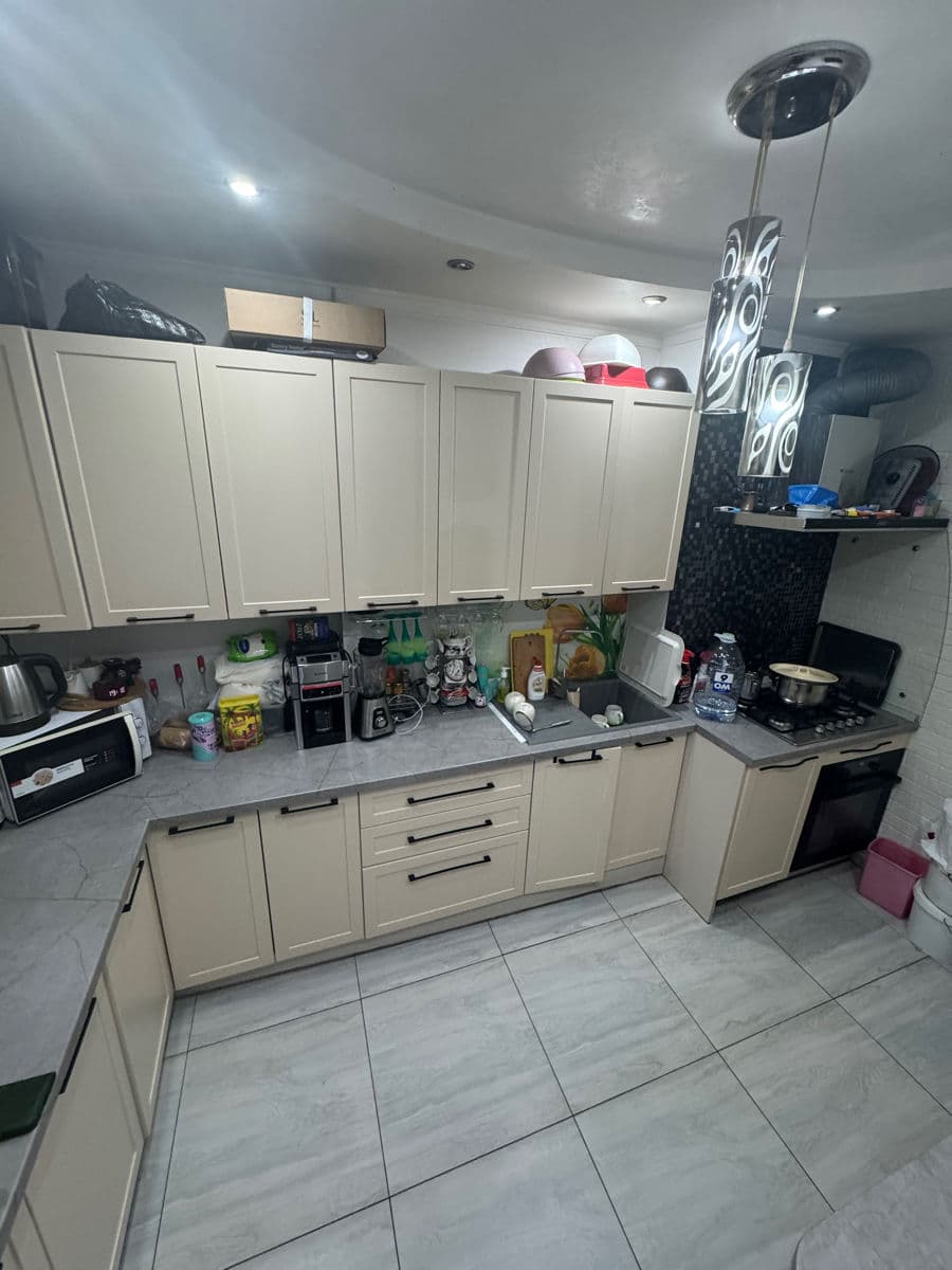 Apartament cu 3 camere, 65 m², 8 etaj