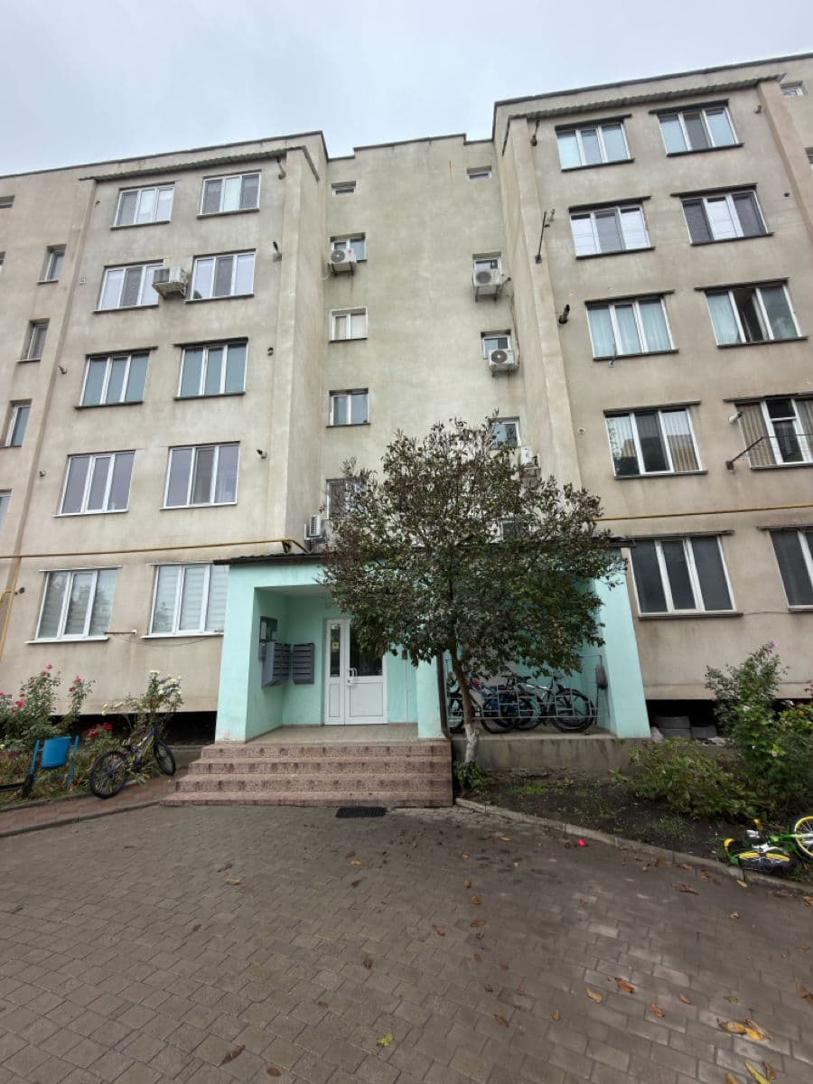 Apartament cu 3 camere, 70 m², 3 etaj
