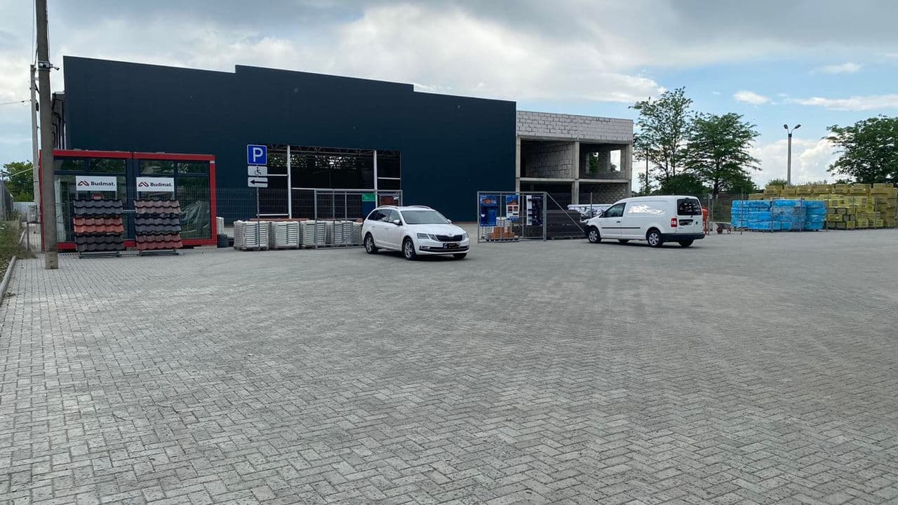 Spațiu comercial, 1620 m², Tiraspol