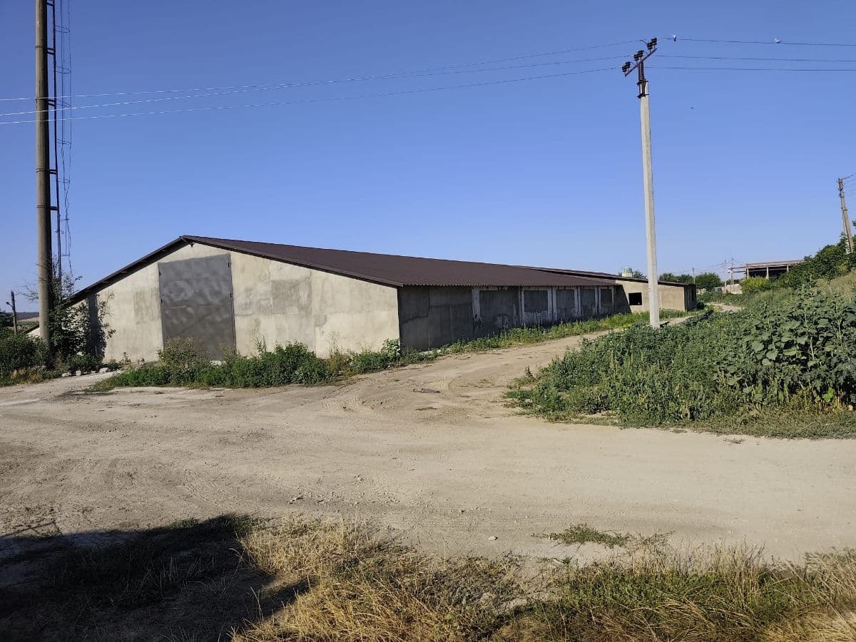 2500 m², Spațiu industrial