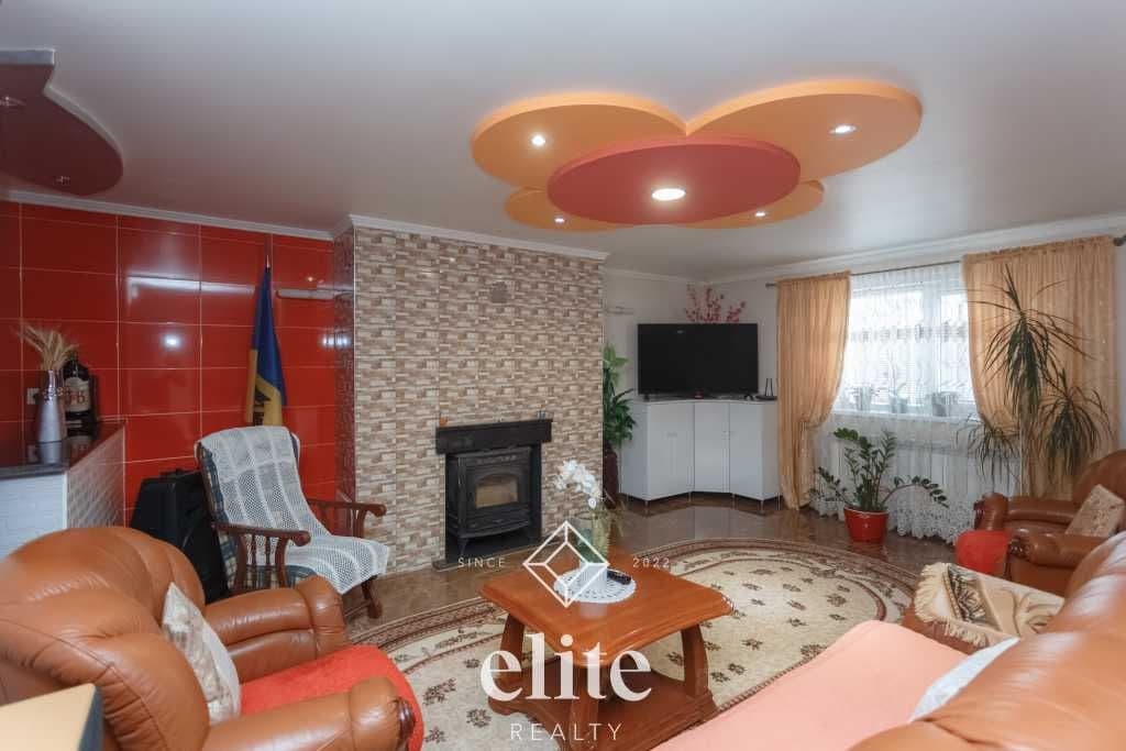 Casă 186 m² pe teren 6 ari