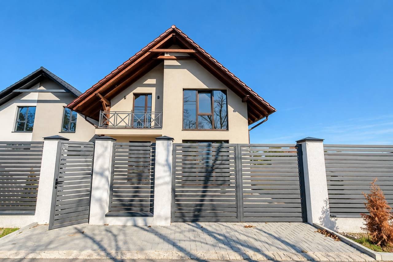 Casă 192 m² pe teren 2 ari