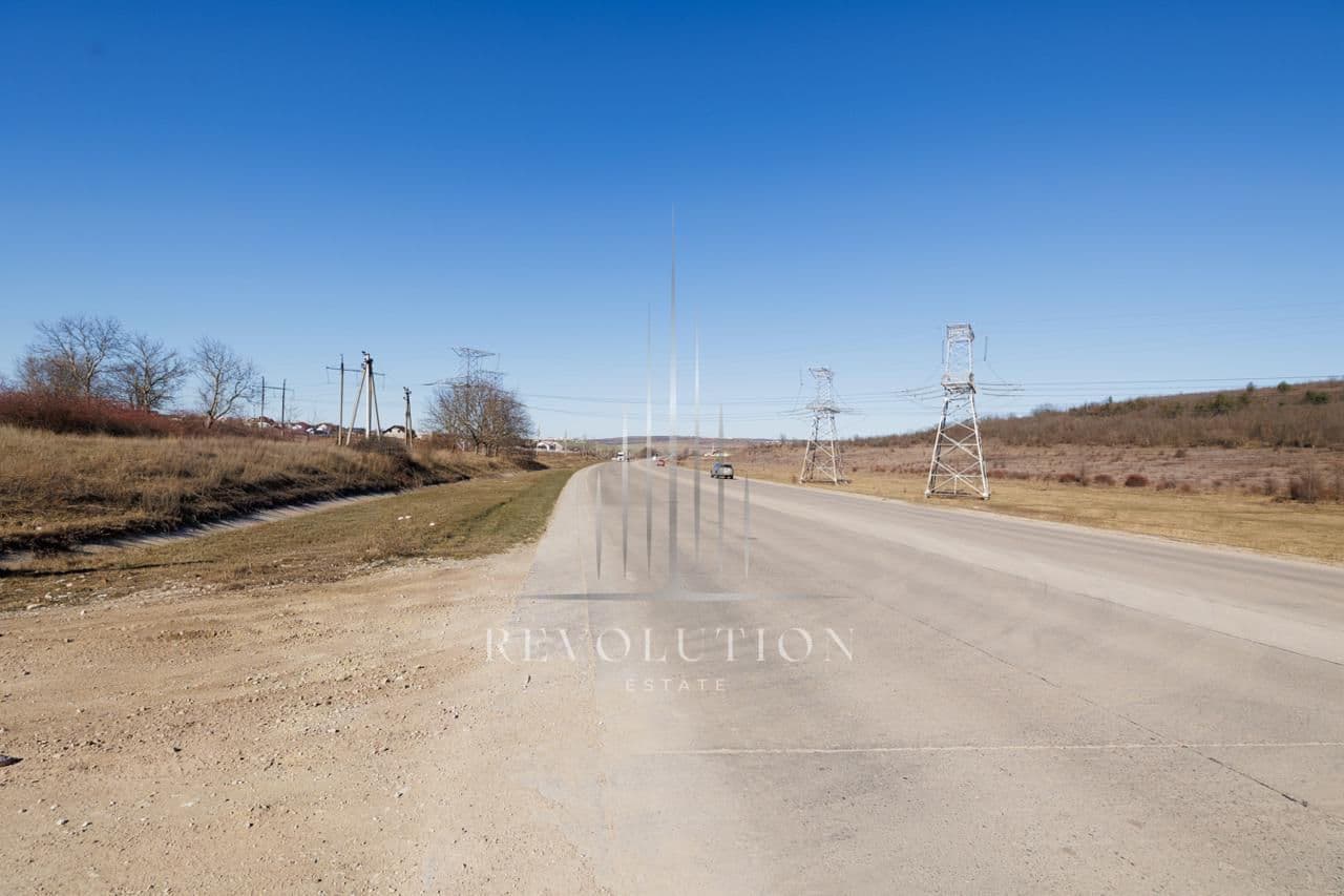 43 ari, Teren pentru construcții