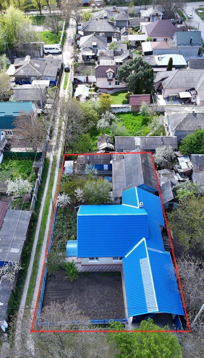 Casă 145 m² pe teren 6 ari