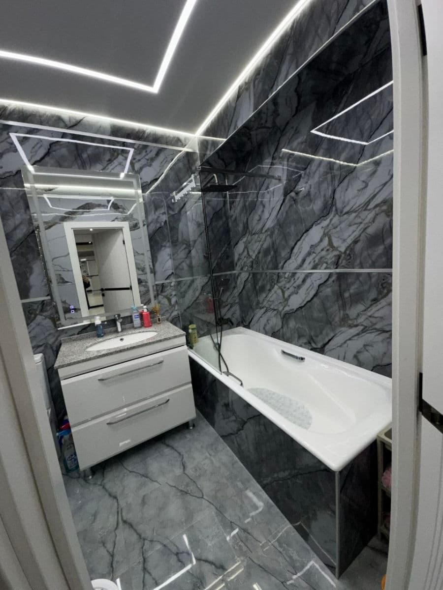 Apartament cu 2 camere, 75 m², 4 etaj