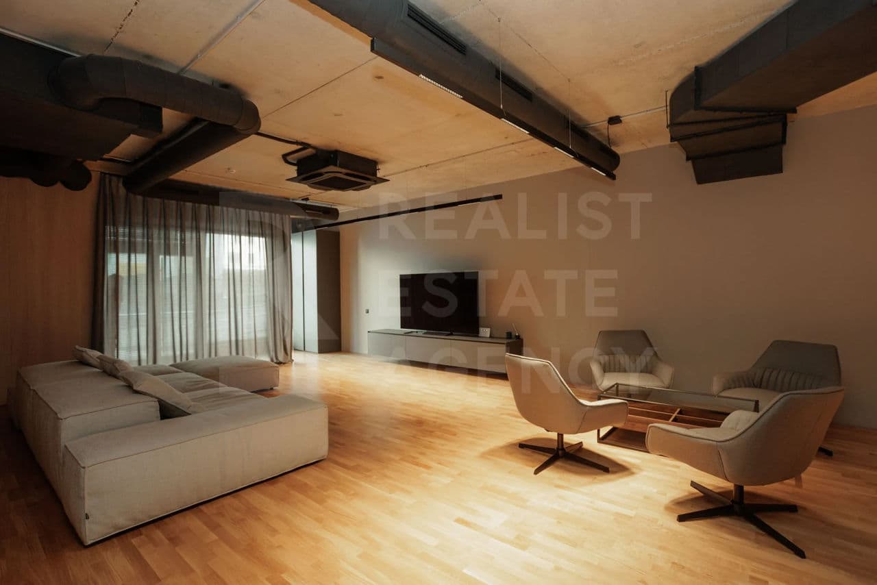 81 m², spațiu comercial