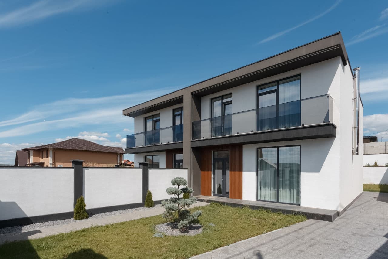 Duplex 138 m² pe teren 4 ari