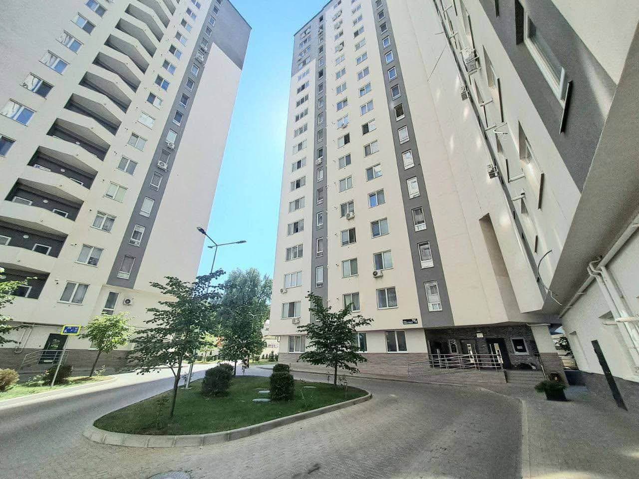 Apartament cu 3 camere, 92 m², 11 etaj