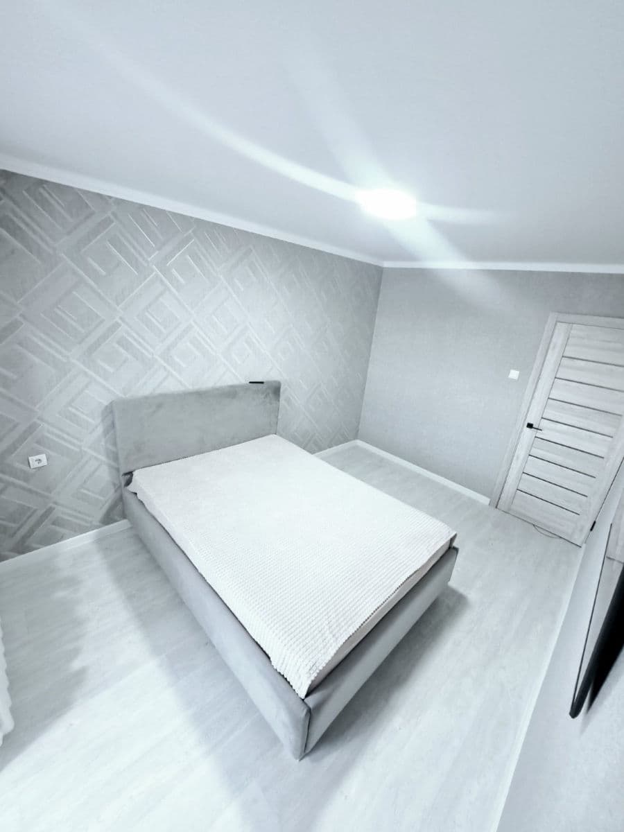 Apartament cu 3 camere, 80 m², 6 etaj