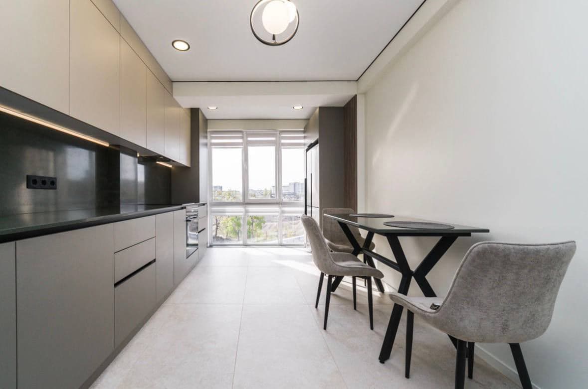 Apartament cu 3 camere, 93 m², 4 etaj