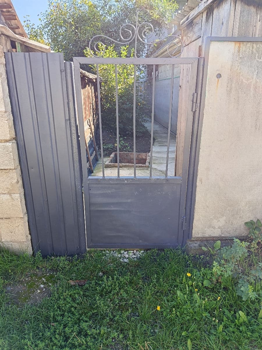 Casă 30 m² pe teren 1 ari