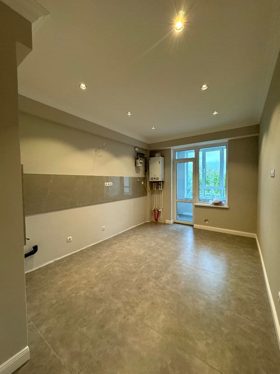 Apartament cu 2 camere, 72 m², 4 etaj