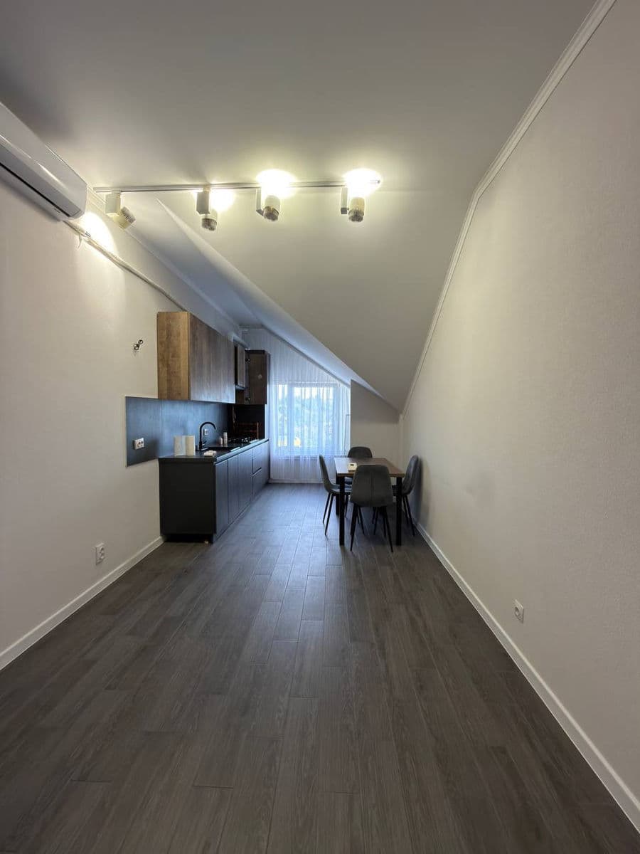 Apartament cu 2 camere, 64 m², 4 etaj