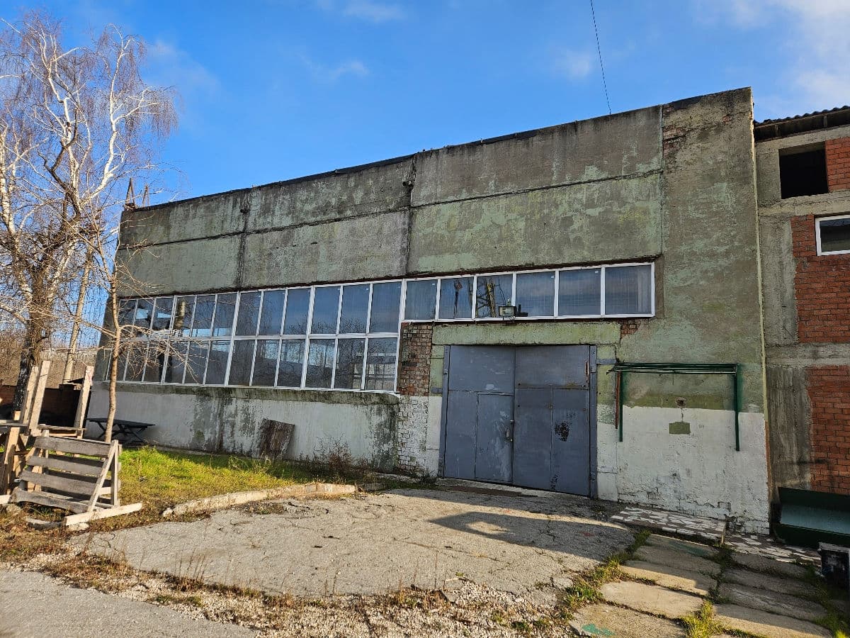 Depozit, 800 m², Vatra