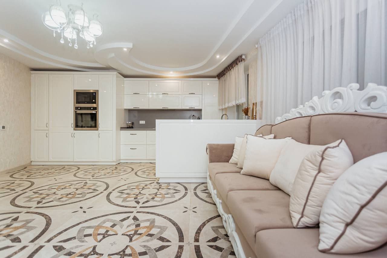 Apartament cu 2 camere, 98 m², 2 etaj