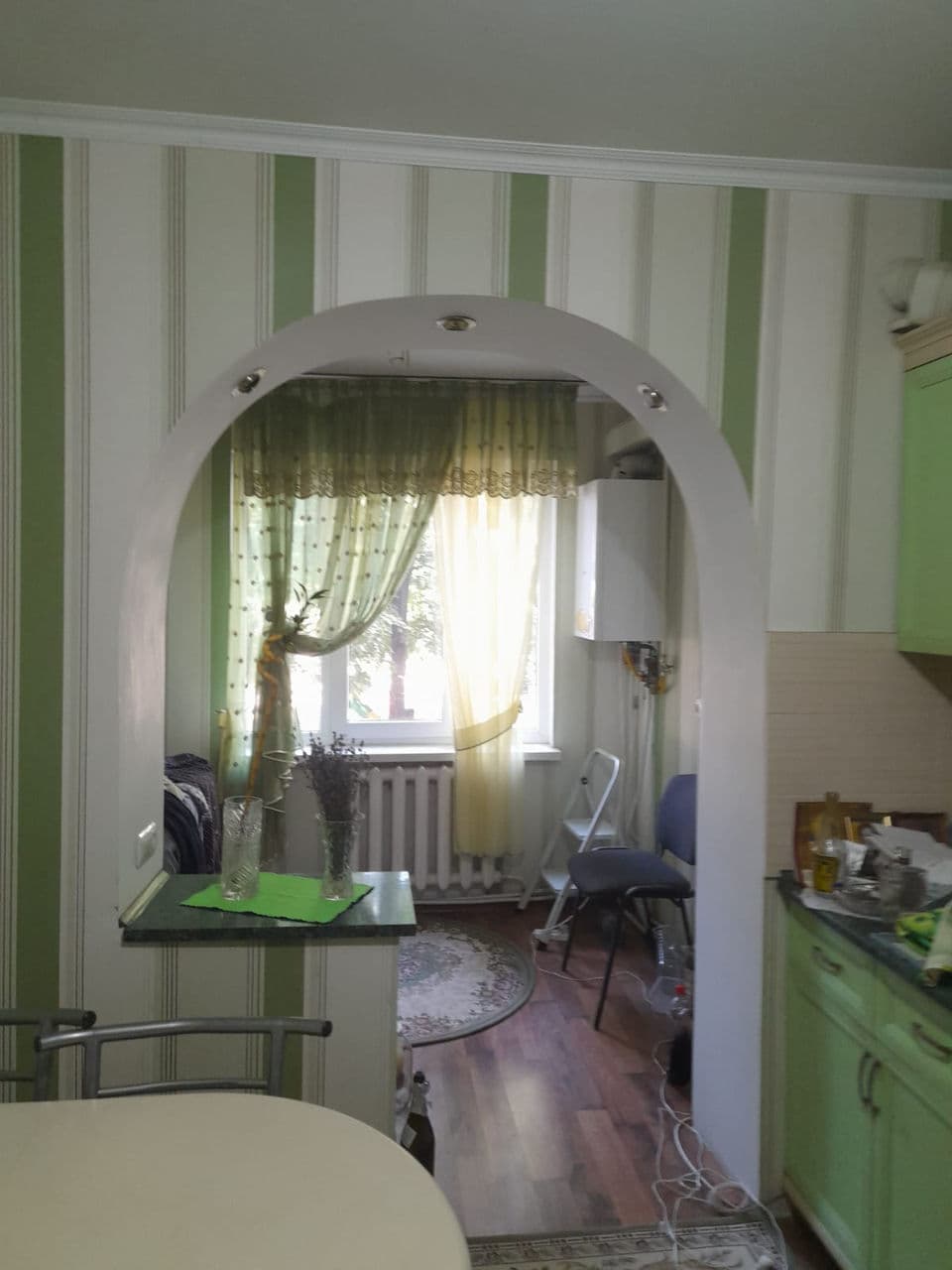 Apartament cu 3 camere, 65 m², 1 etaj