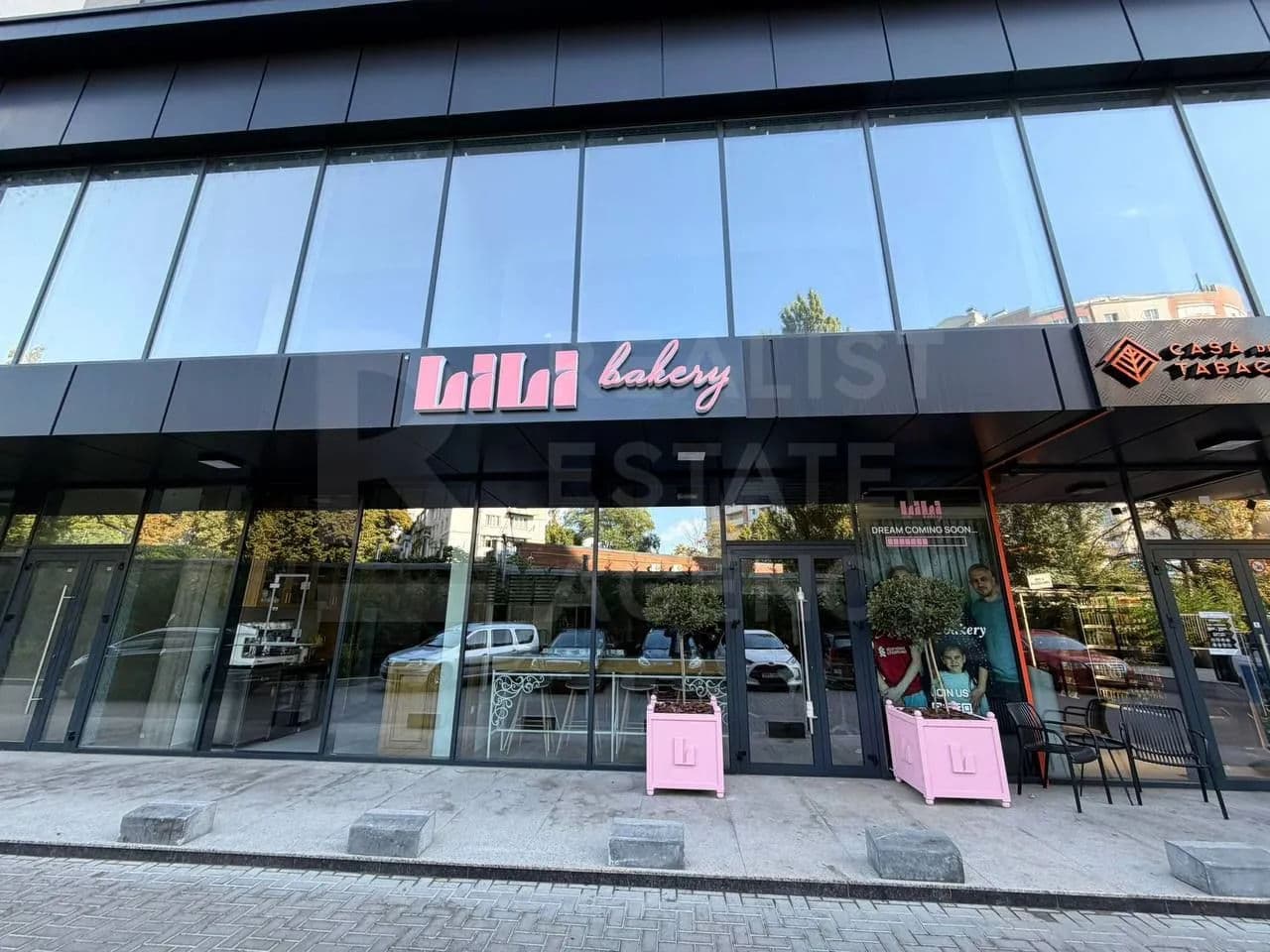 144 m², Spațiu comercial