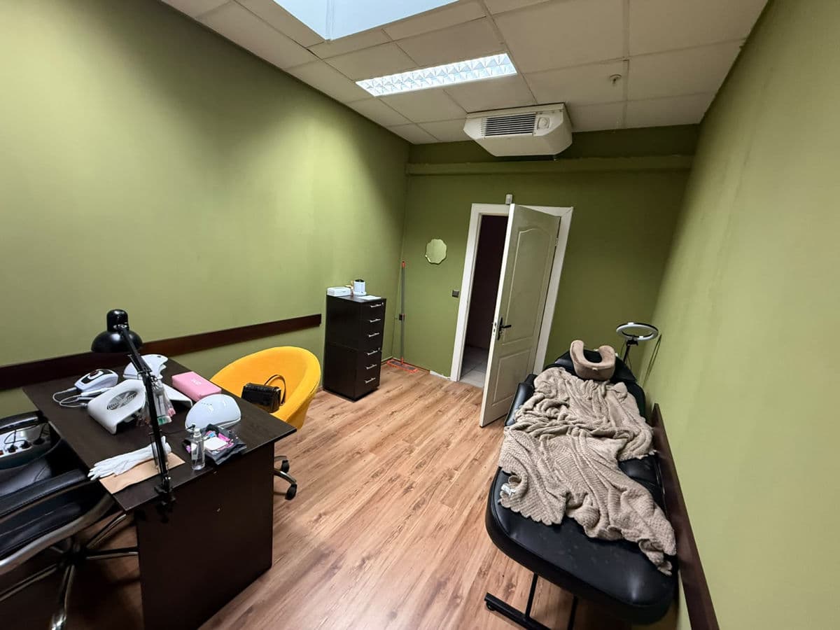12 m², Spațiu de birou