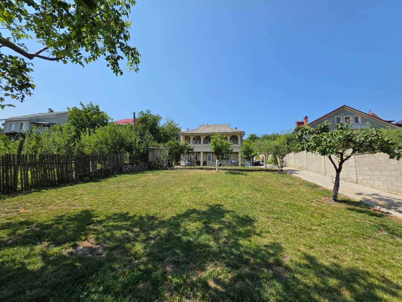 Casă 135 m² pe teren 9 ari