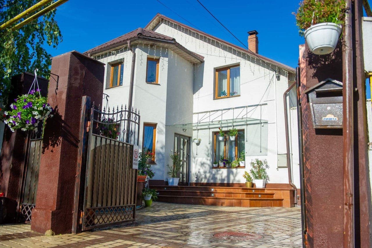 Casă 220 m² pe teren 3 ari