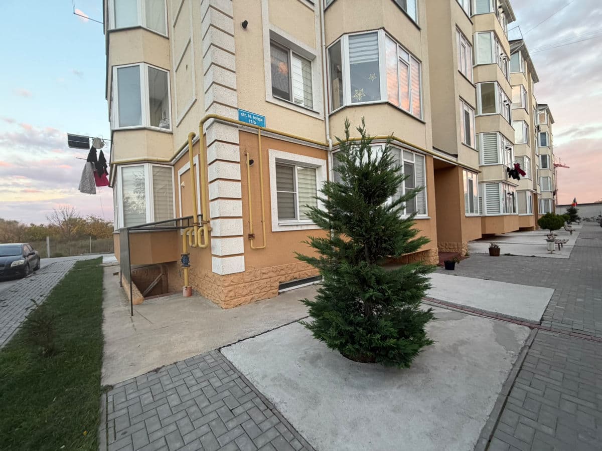 Apartament cu 2 camere, 60 m², 2 etaj