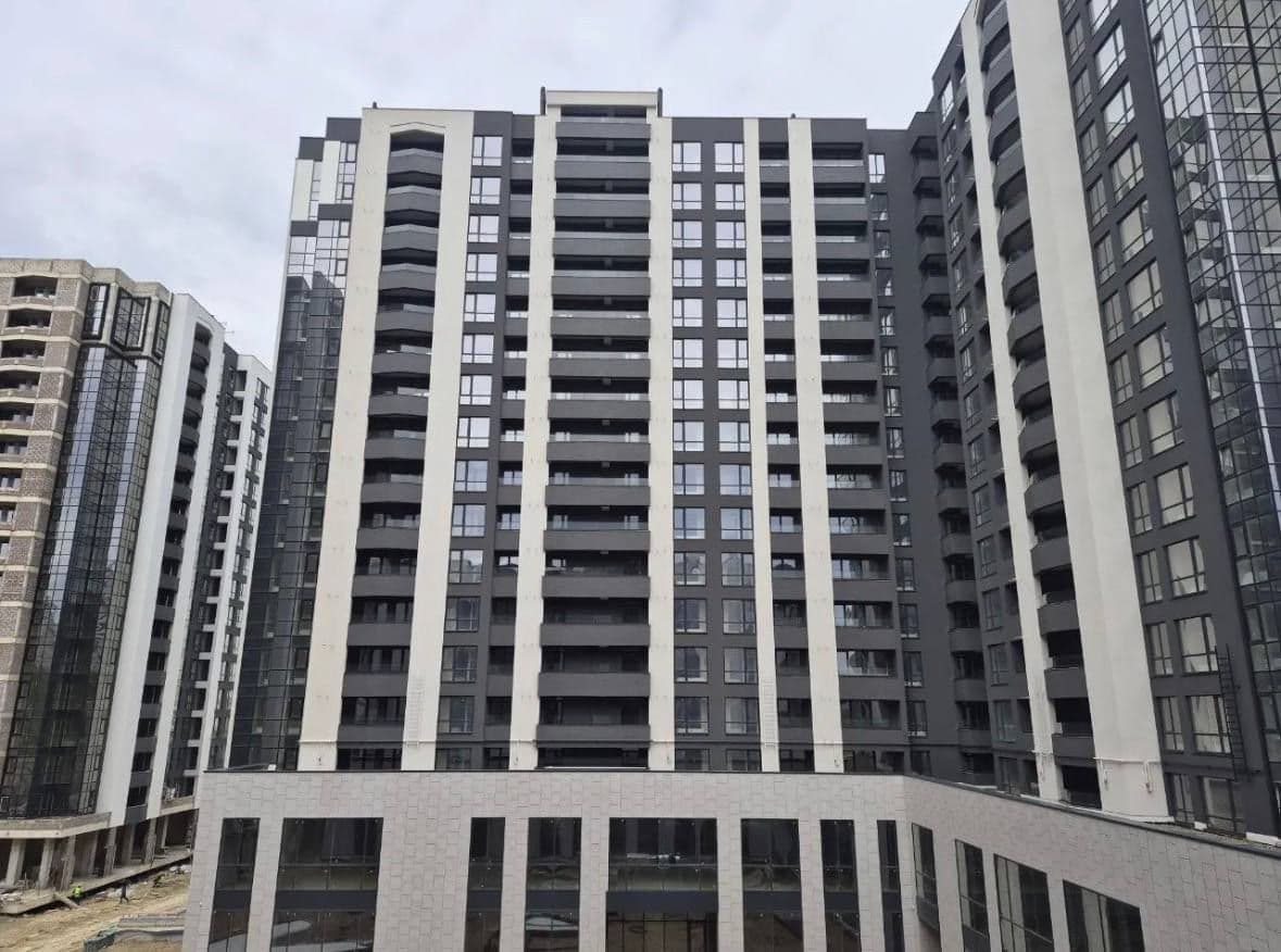 Apartament cu 2 camere, 86 m², 3 etaj