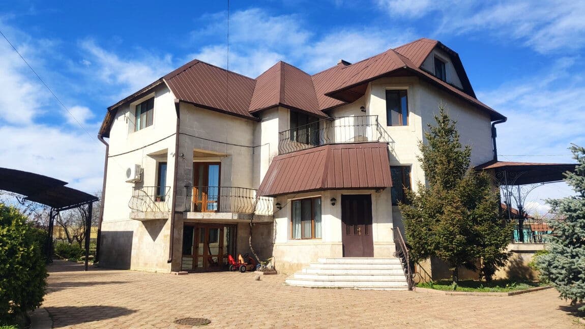 Casă, 350 m², Tiraspol
