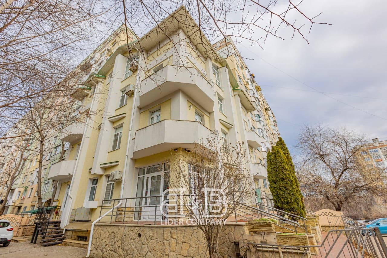 121 m², Spațiu de birou