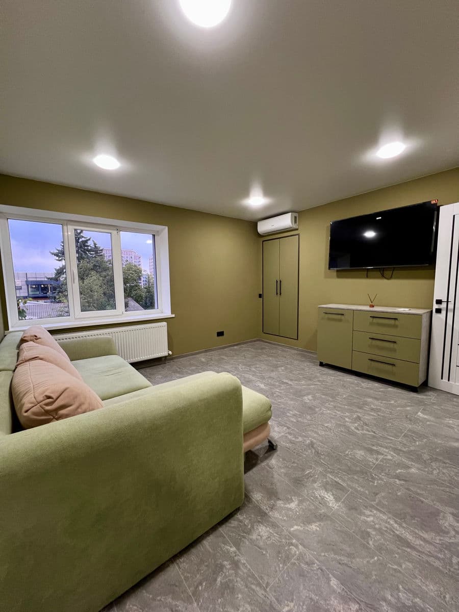 Apartament cu 3 camere, 60 m², 2 etaj