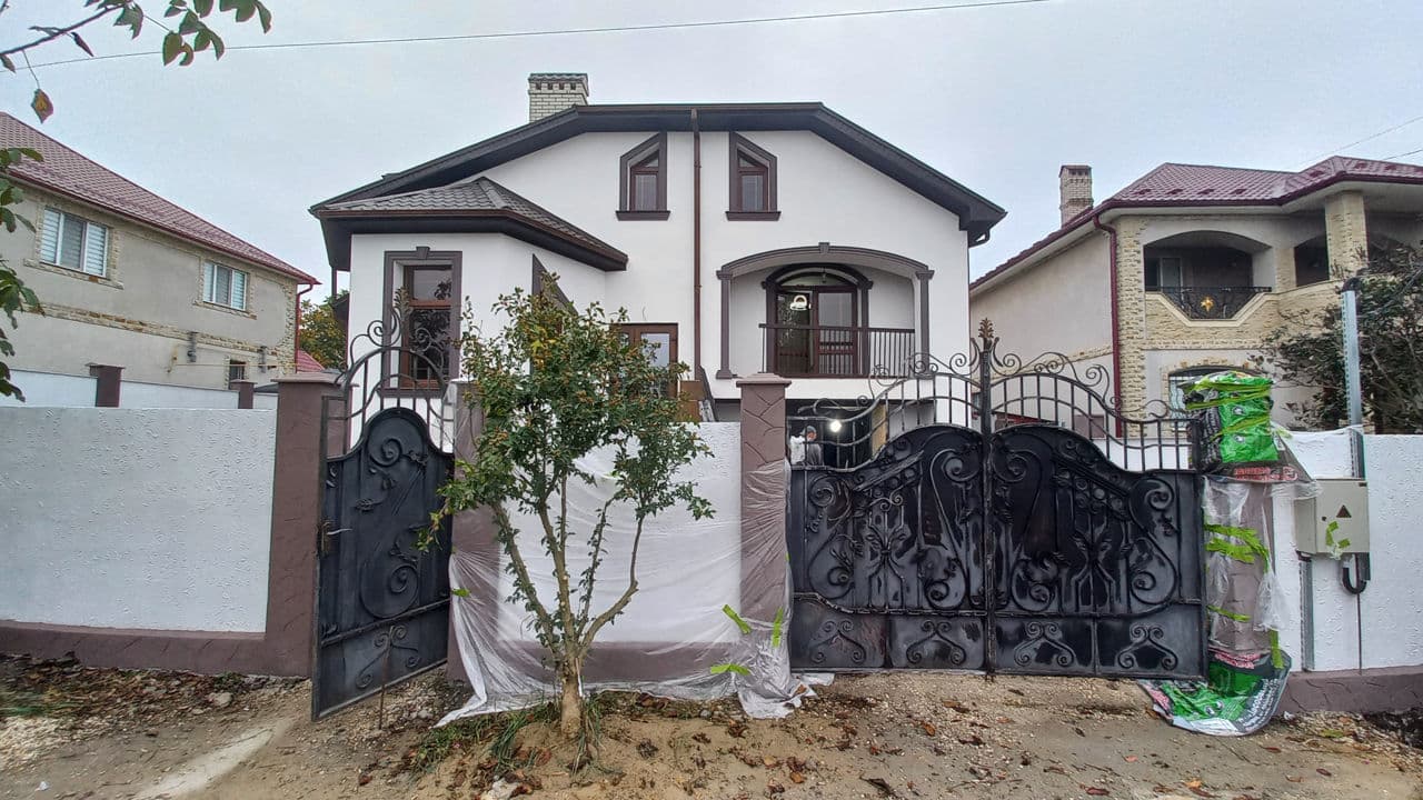Casă 260 m² pe teren 5 ari