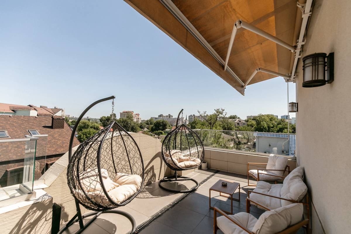 Apartament cu 3 camere, 105 m², 3 etaj