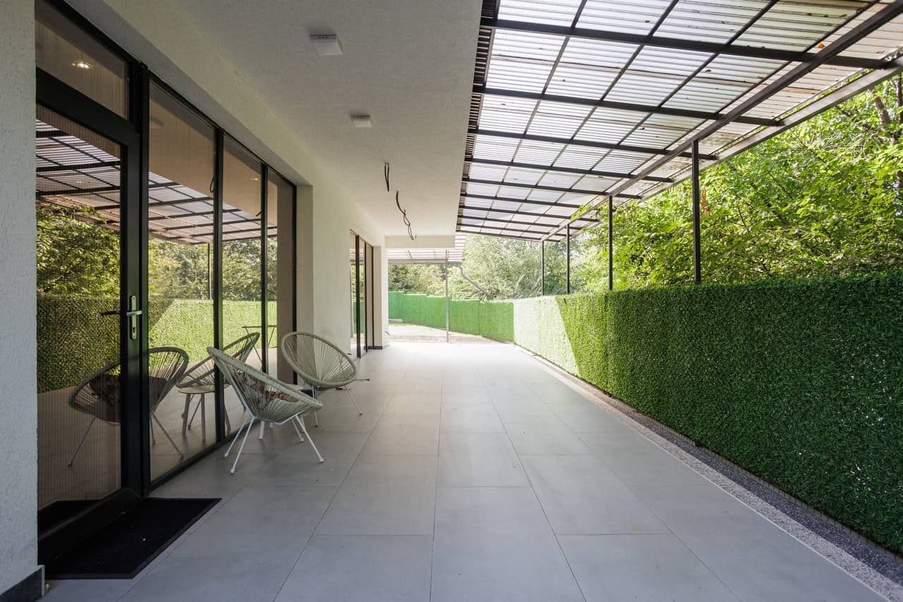Casă 200 m² pe teren 5 ari