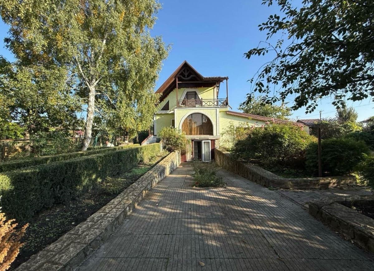 Casă 120 m² pe teren 7 ari