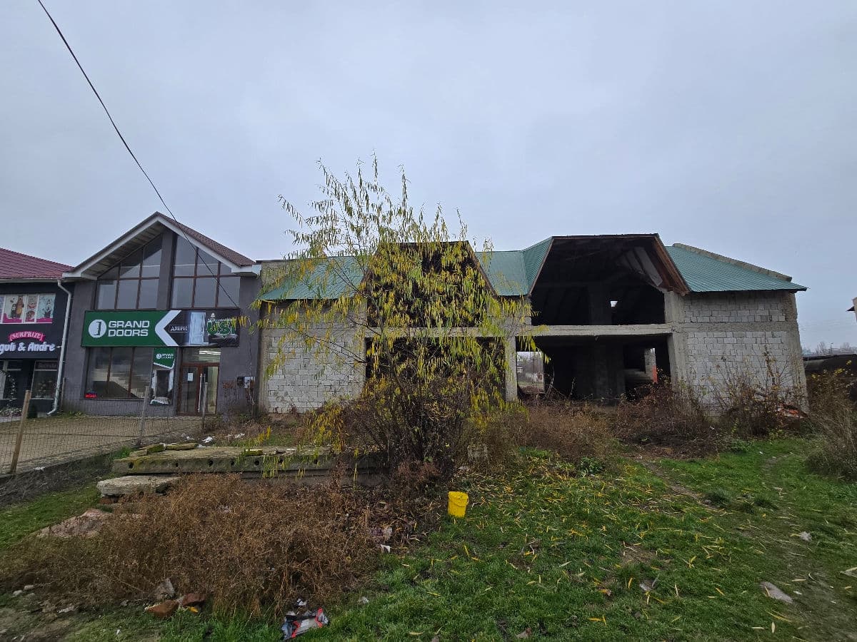 Spațiu comercial, 500 m², Bălți